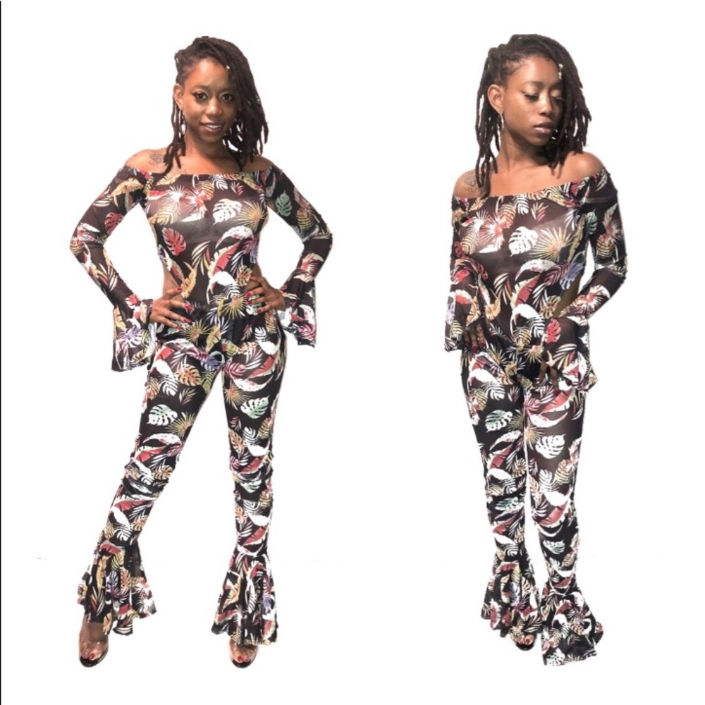 Leaf print jumpsuit .